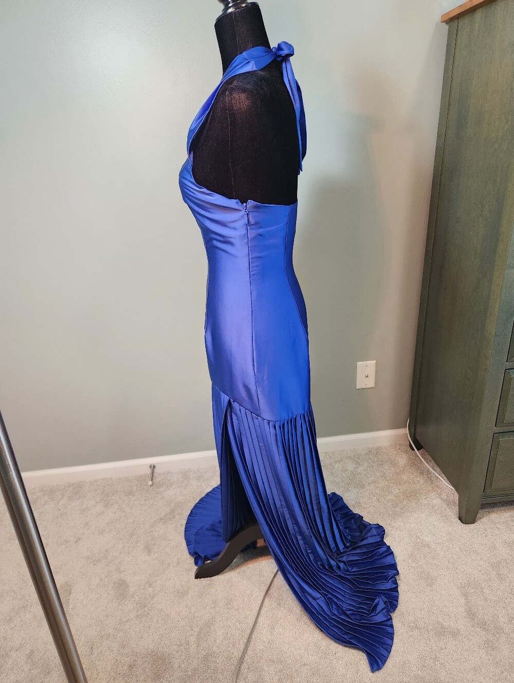 Elegant Blue Halter Pleated Evening Dress - AZAZIE Nayeli - Picture 6 of 15